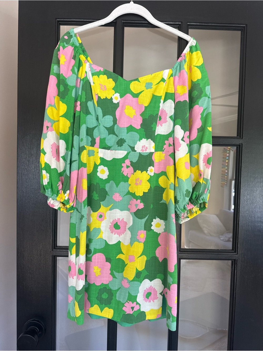 Red Dress Women's Green Floral Puff-Sleeve Dress